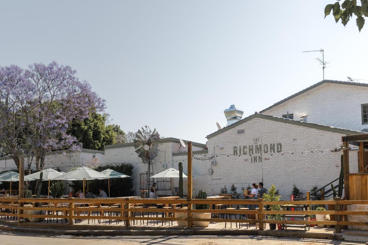 The Richmond Inn Экстерьер фото